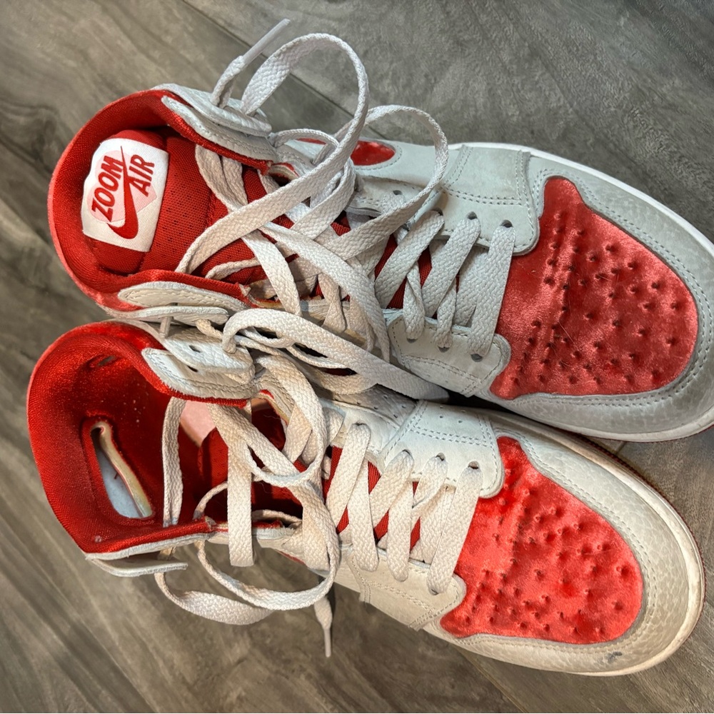 Nike Zoom Air Red and White Sneakers